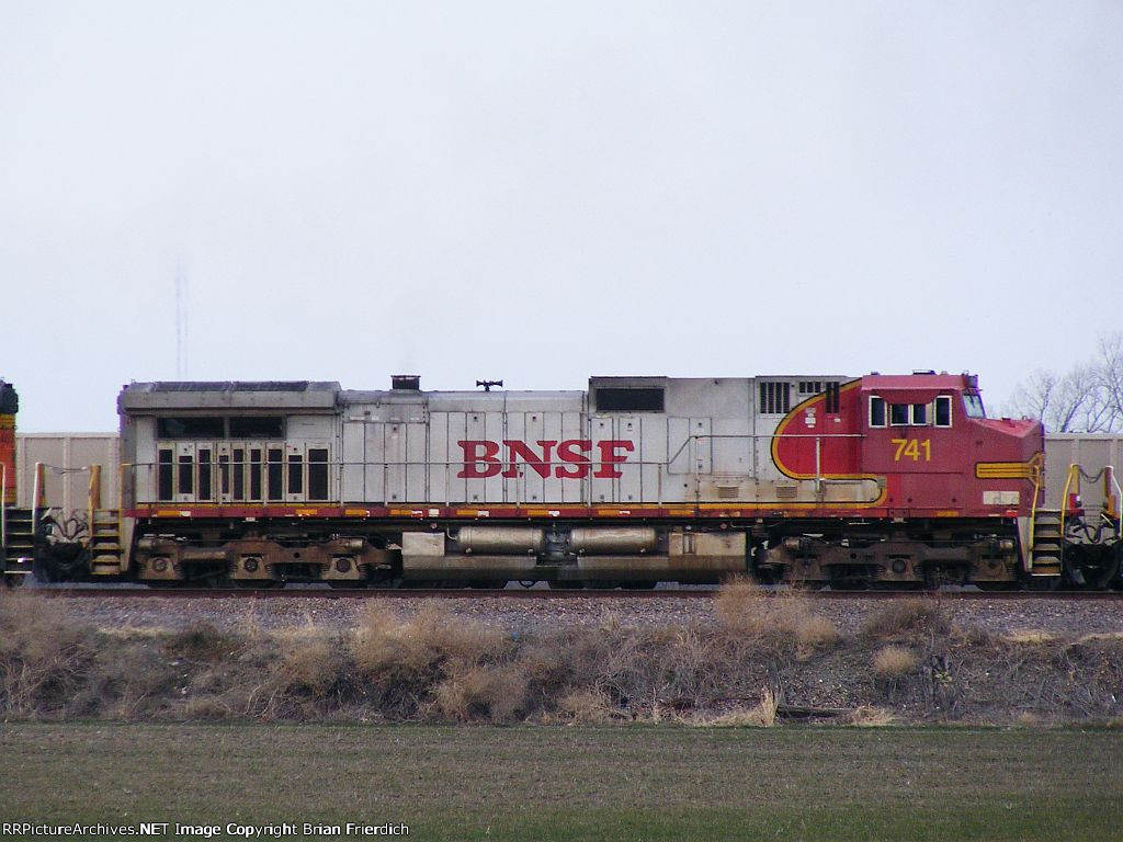 bnSF 741